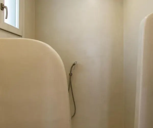 Arsenis Luxury Pláka