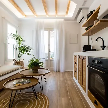 Arsenis Luxury Villa *