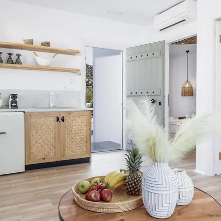 Arsenis Luxury Villa